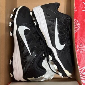 Nike Black and White Sports Cleats